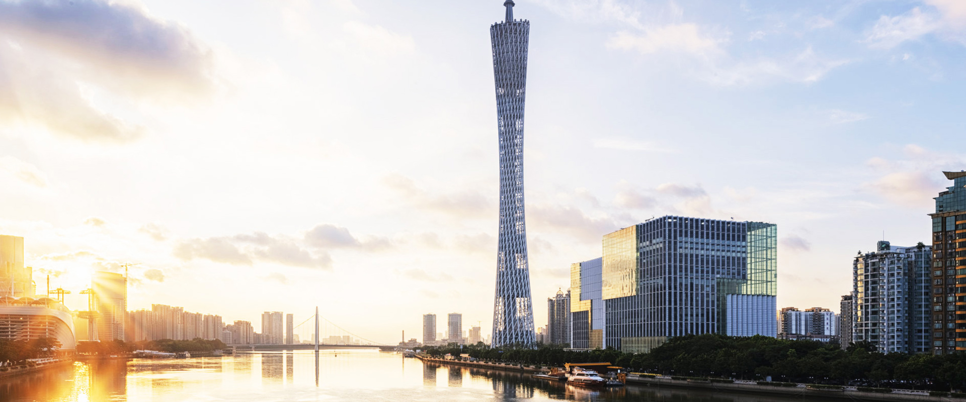 Ϊ�û��ṩȫ��λ�����ʷ���